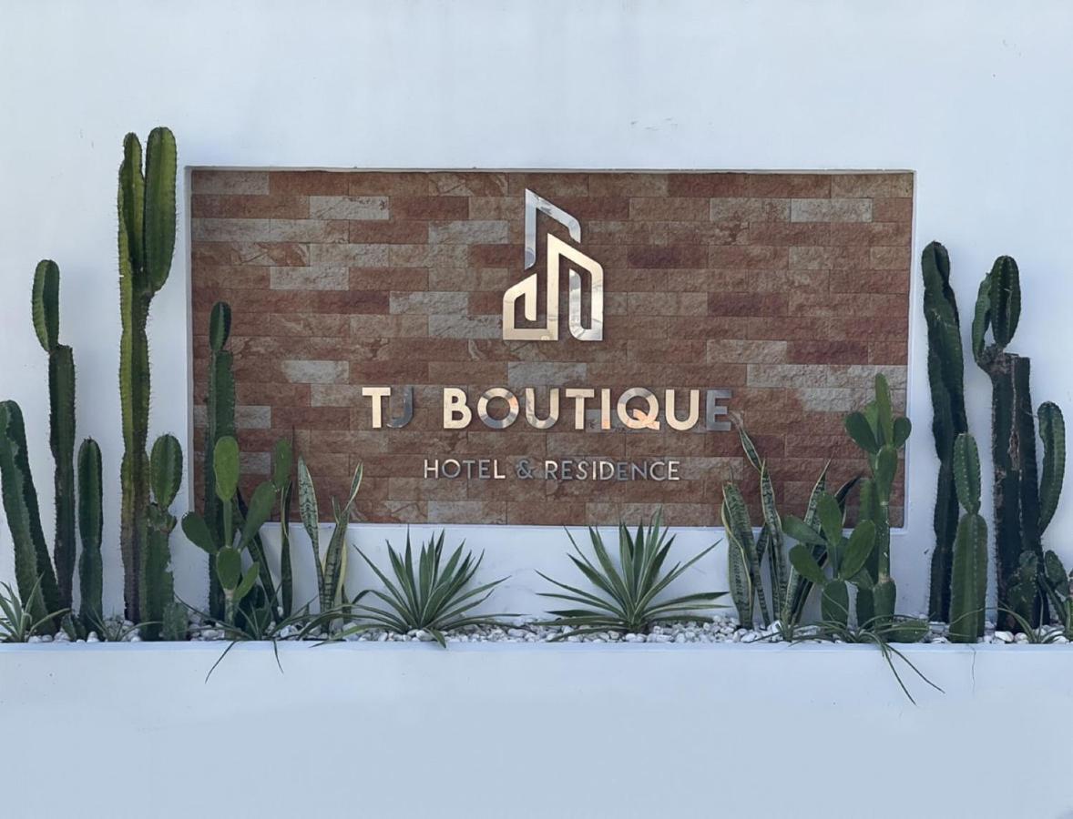 Tj Boutique Hotel อุทัยธานี ภายนอก รูปภาพ